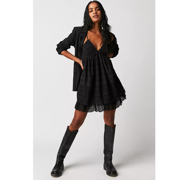 Free People Dresses & Skirts - New Free People Lillia Mini Dress EMBROIDERED EYELET $148 LARGE Black